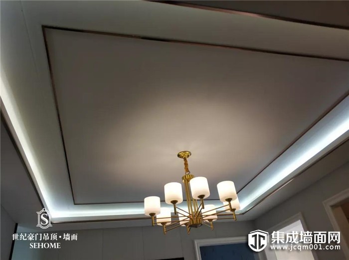 世纪豪门吊顶提升空间品味，凸显生活质感