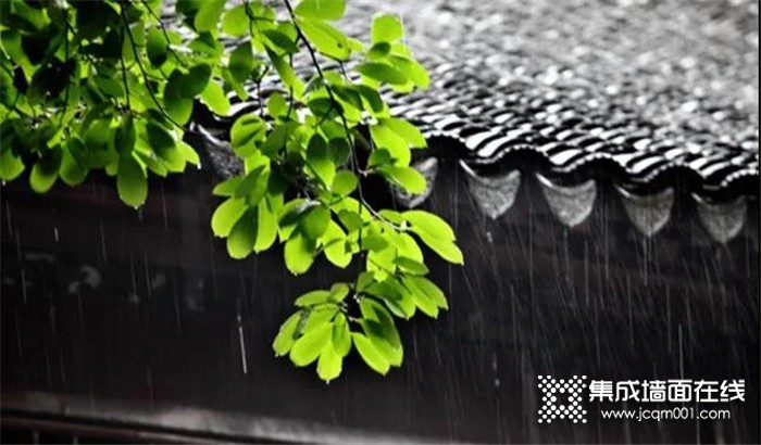 梅雨季节，还好家里装了法鹏集成墙面，家里依旧“光鲜亮丽”！