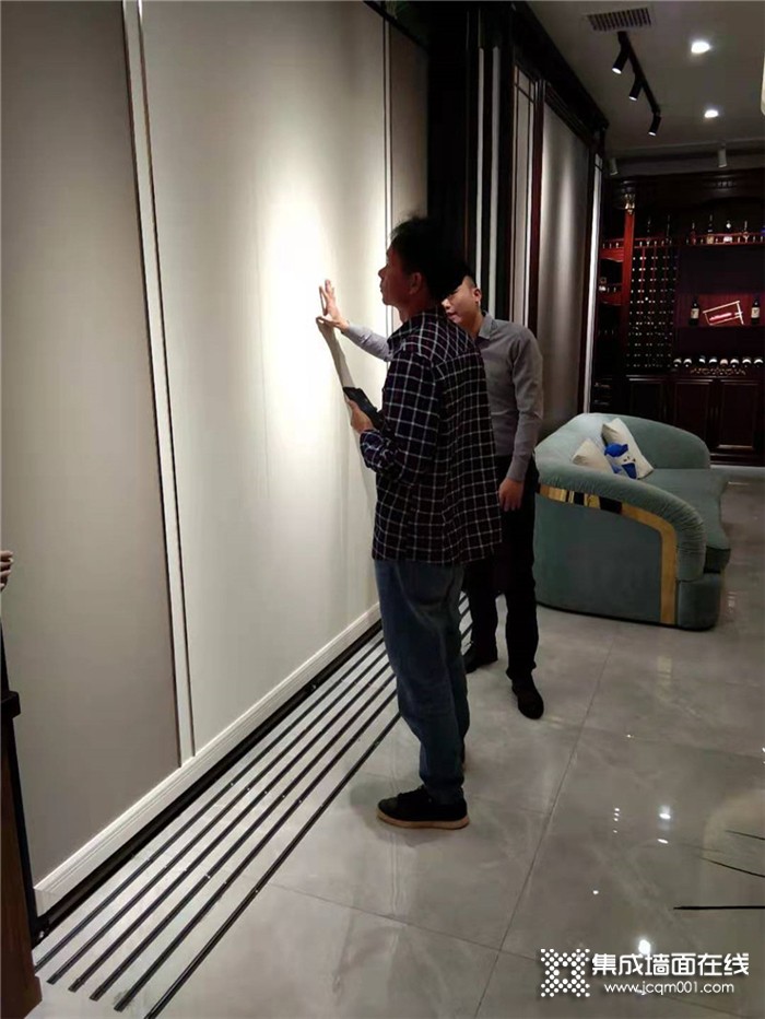 海创广西南宁专卖店单店总监巡回签售会圆满结束！