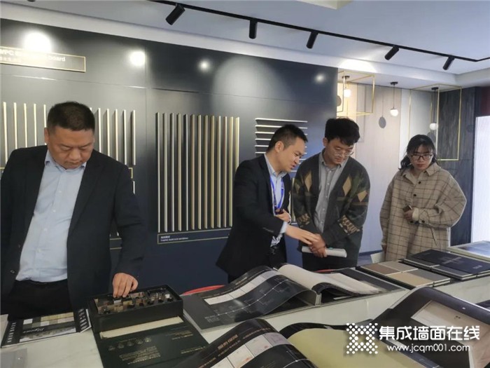号外！浙江省发改委规划研究所一行莅临世纪豪门参观视察！