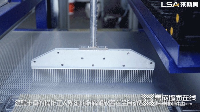 来斯奥现代化生产车间｜铝晶大板生产流程大揭秘！